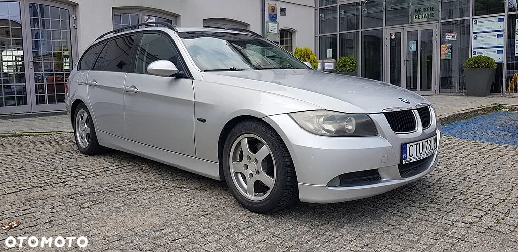 BMW Seria 3 318d - 3