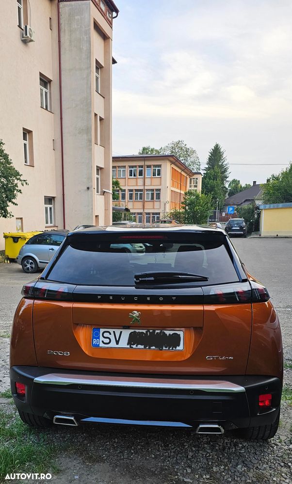 Peugeot 2008 1.2 L PureTech STT EAT8 GT Line - 4