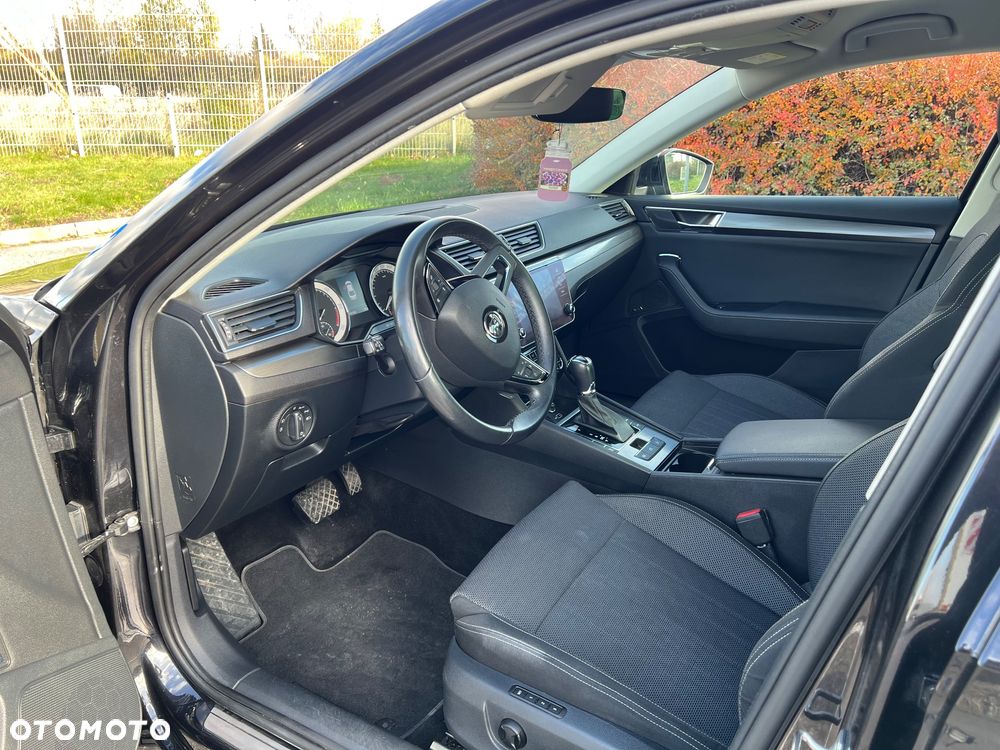 Skoda Superb 2.0 TDI Style DSG - 7