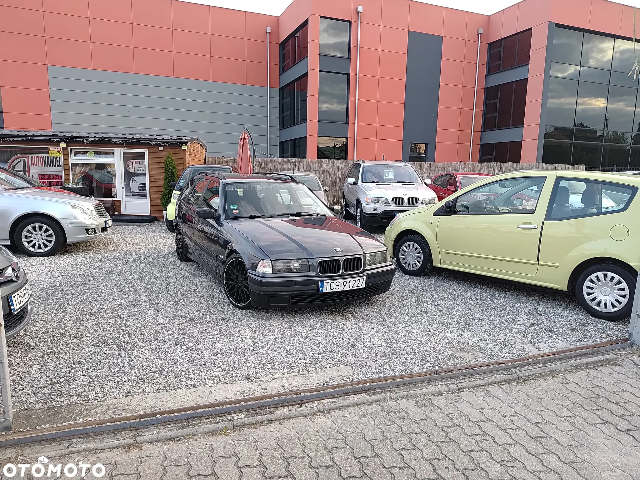 BMW Seria 3 320i - 23