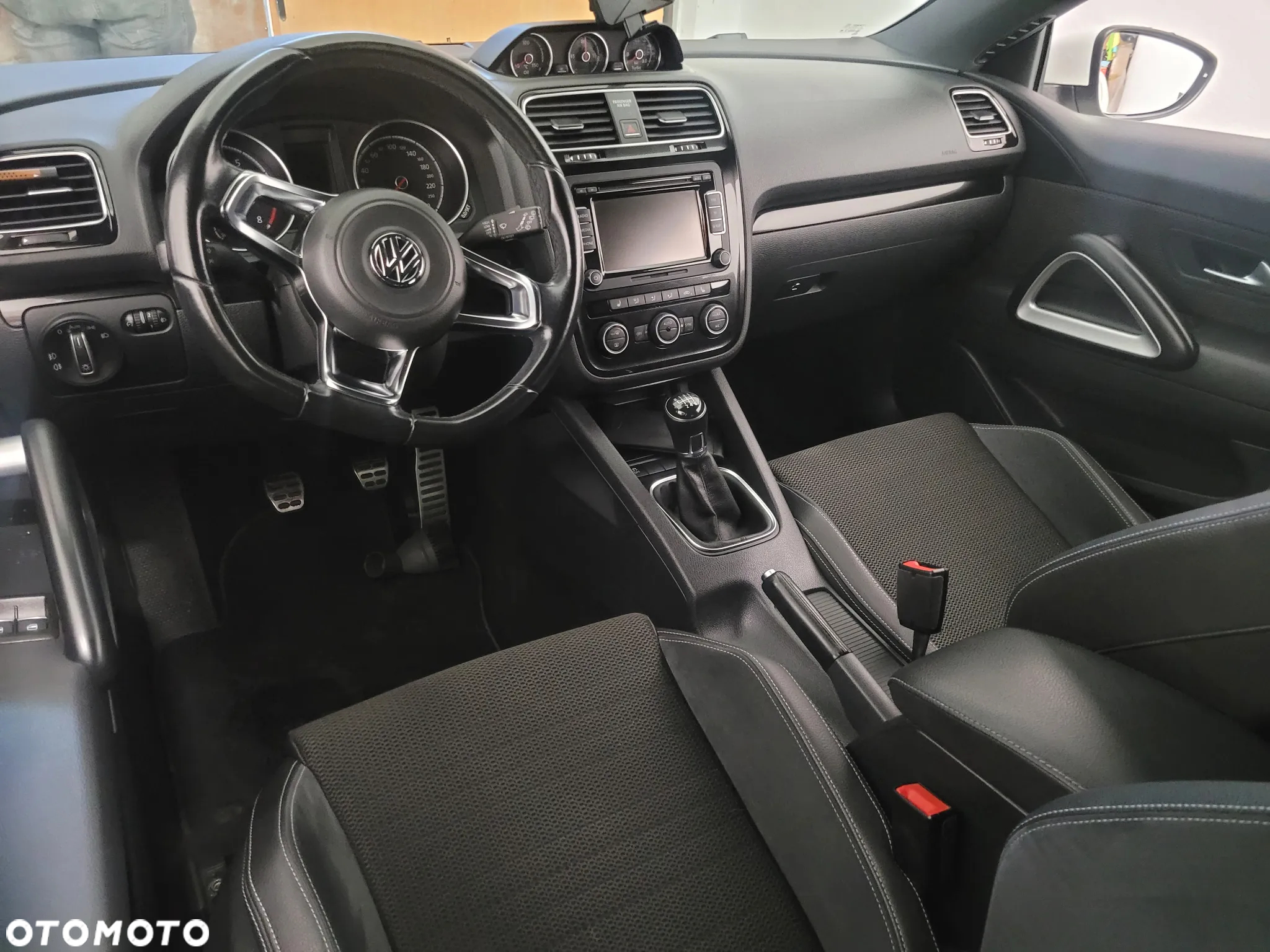 Volkswagen Scirocco 2.0 TSI BMT - 9