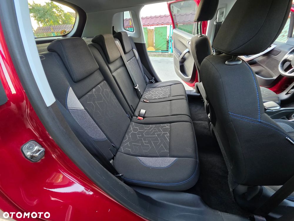Peugeot 2008 BlueHDi 100 STOP & START Style - 13