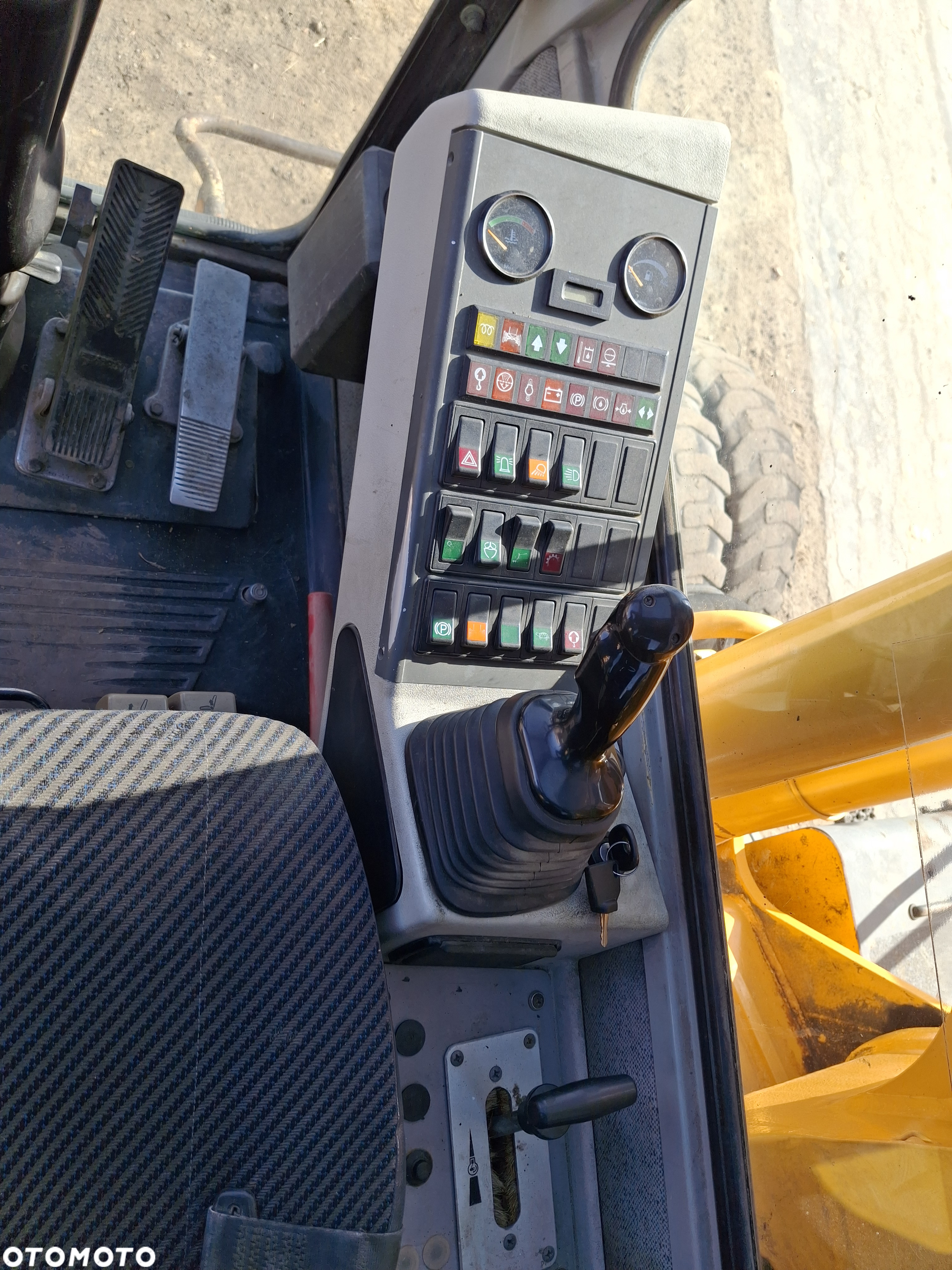 Liebherr A 312 - 7