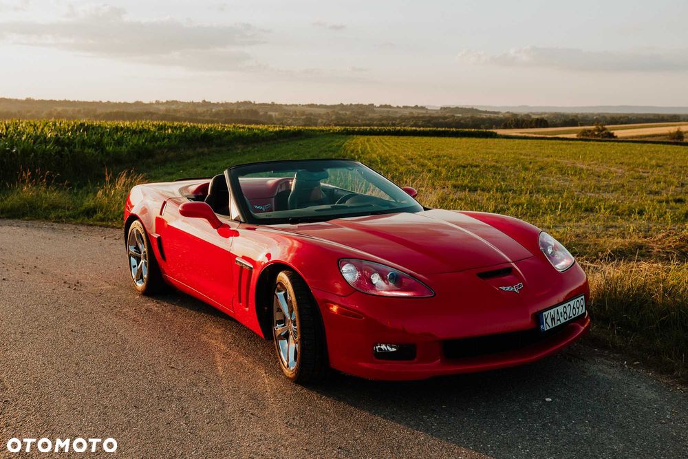 Chevrolet Corvette - 1