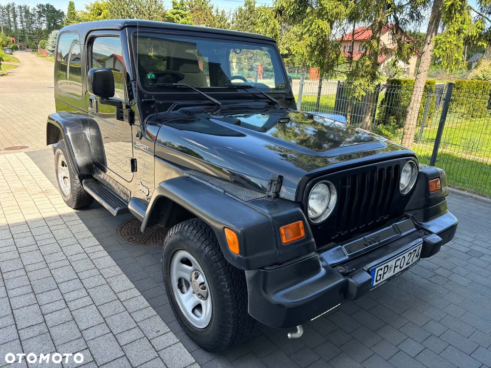 Jeep Wrangler - 6