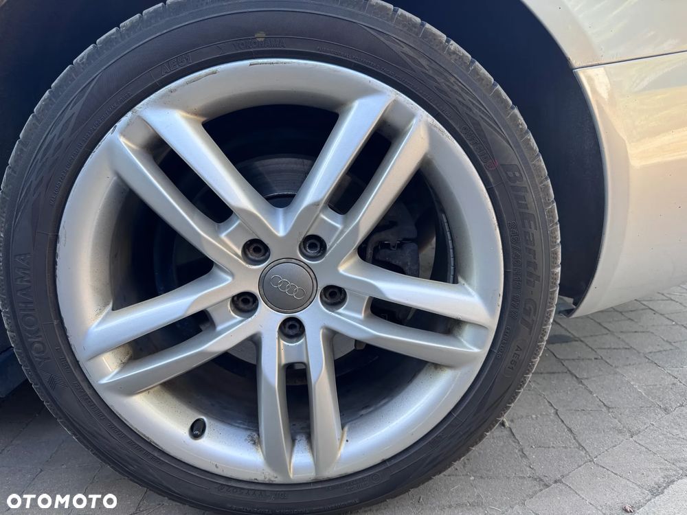 Audi A6 Limousine 2.4 - 13