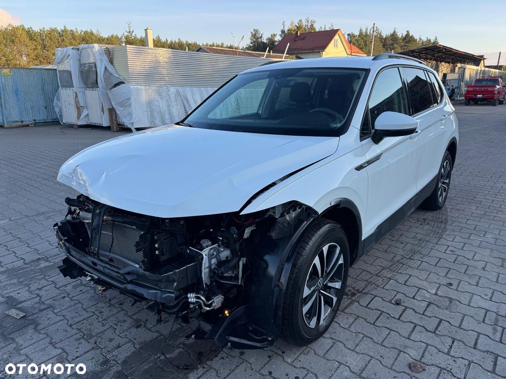 Volkswagen Tiguan Allspace - 3