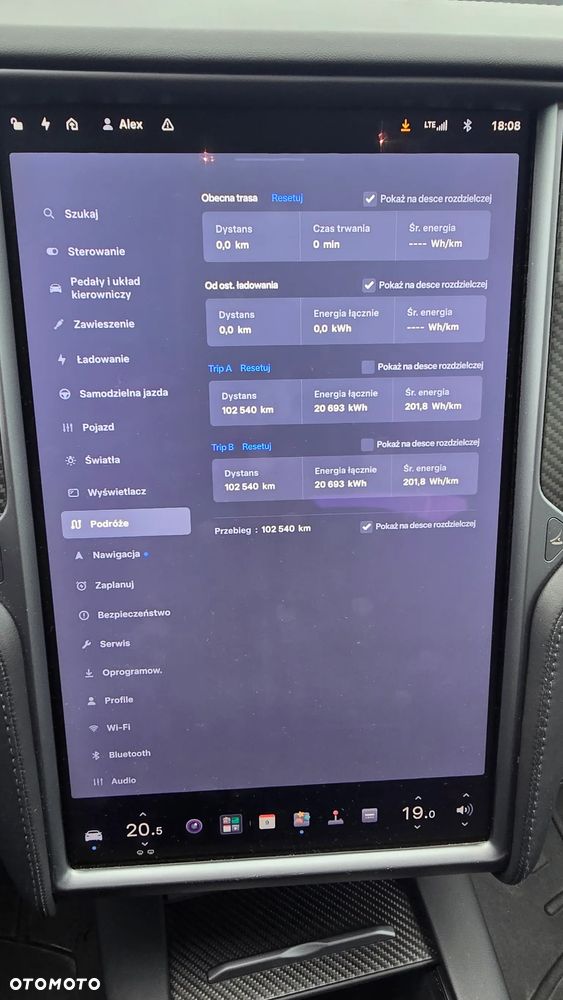 Tesla Model S - 29