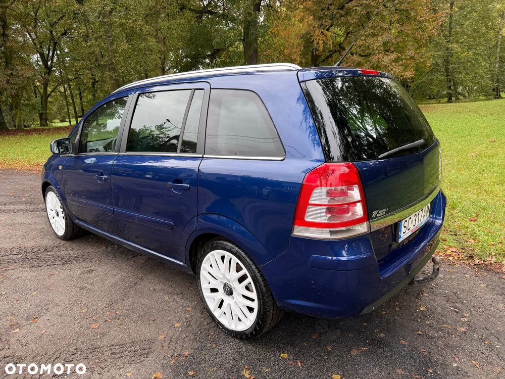 Opel Zafira 1.9 CDTI Cosmo - 11