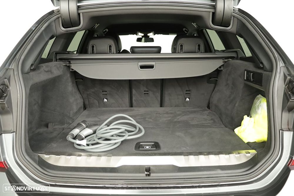 BMW 320 e Touring Pack M Auto - 25