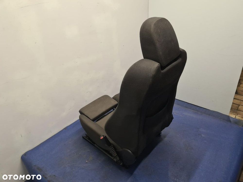 OPEL ZAFIRA-A FOTEL PASAŻERA RECARO OPC - 7