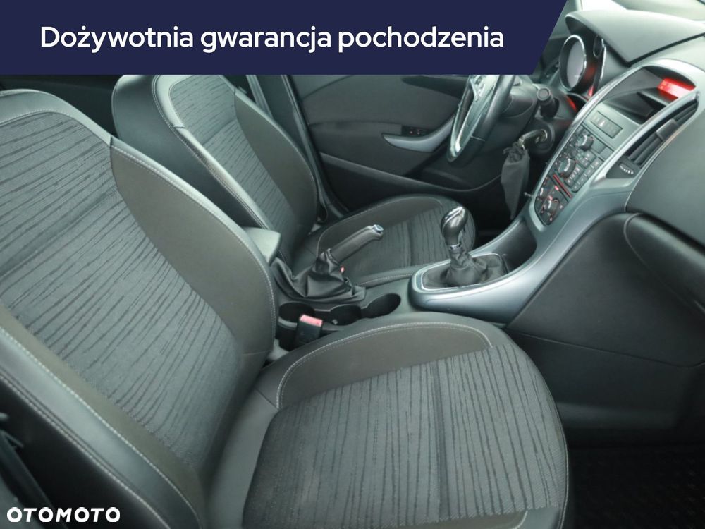 Opel Astra - 9