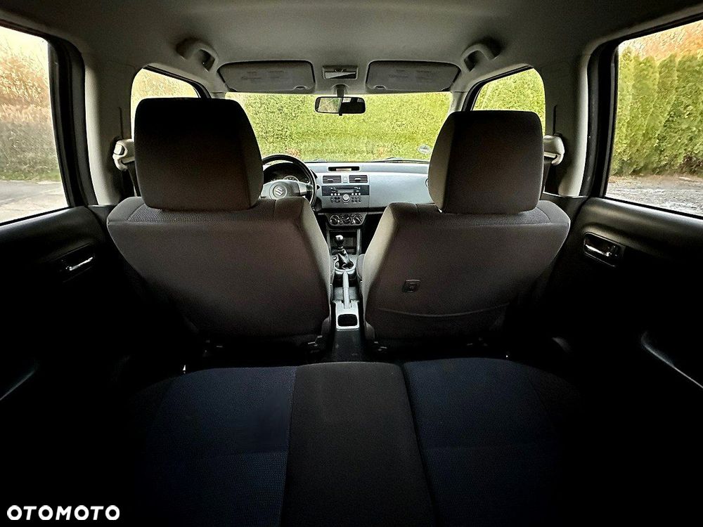 Suzuki Swift 1.3 Comfort dance - 6