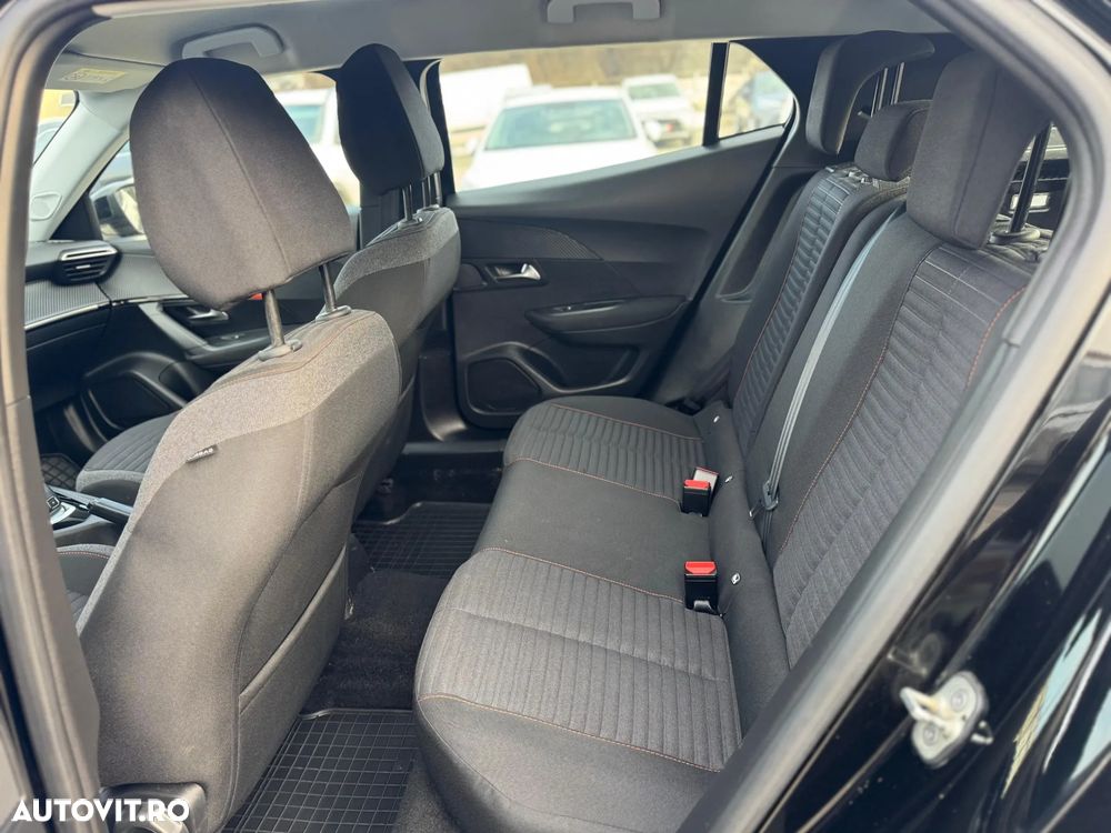 Peugeot 2008 - 7