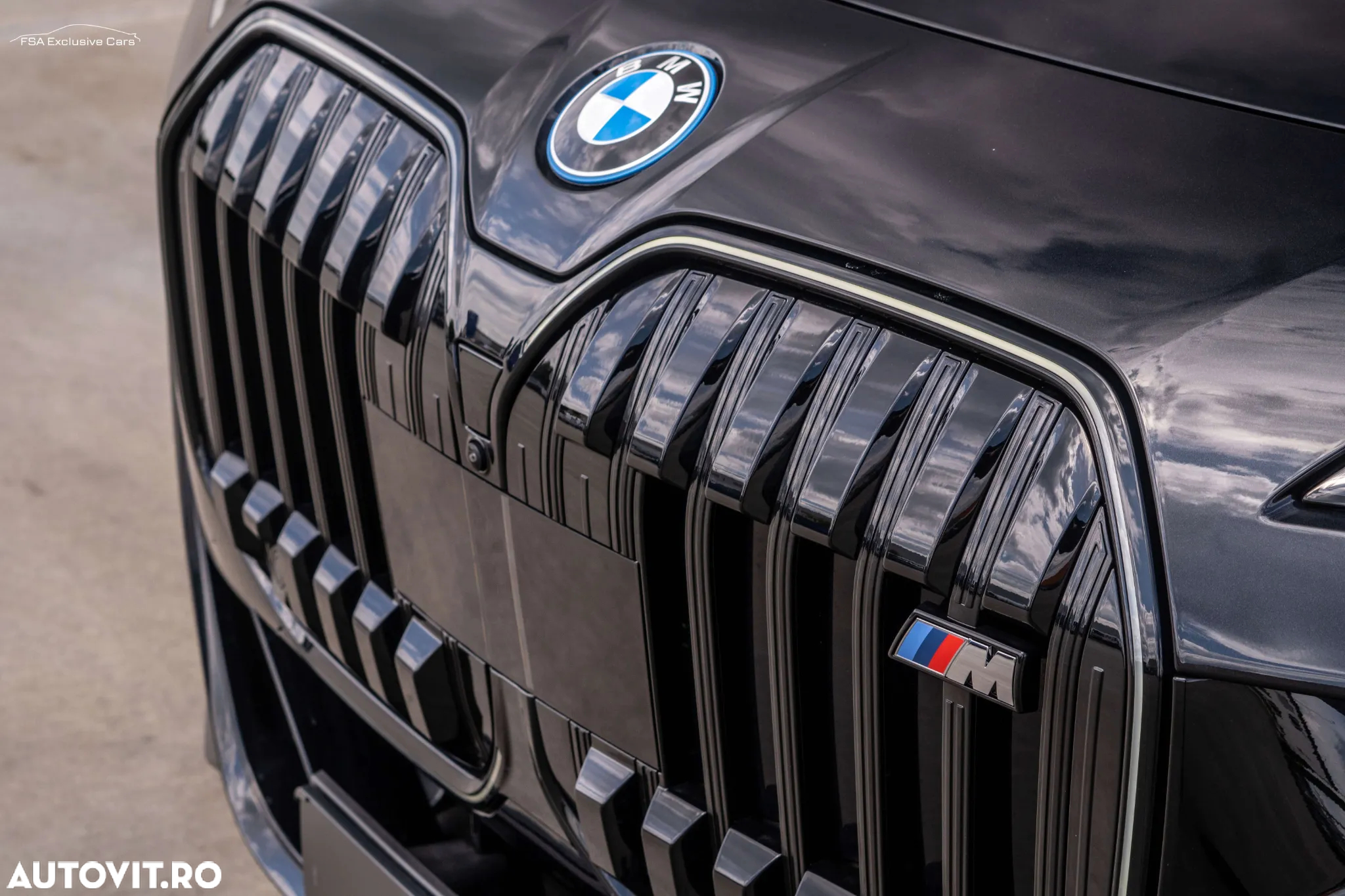 BMW M7 M760e xDrive - 16