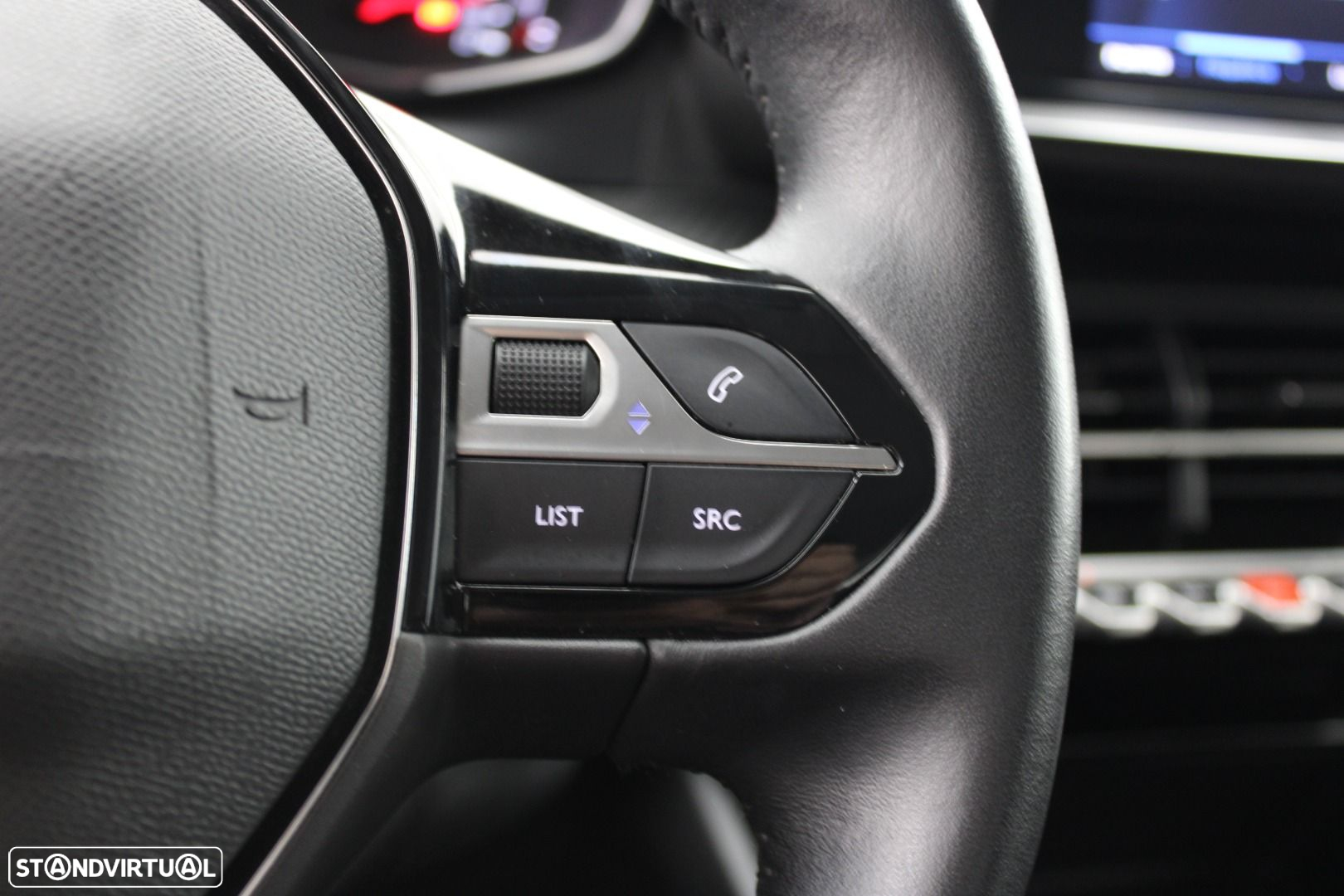 Peugeot 208 1.2 PureTech Active Pack - 8