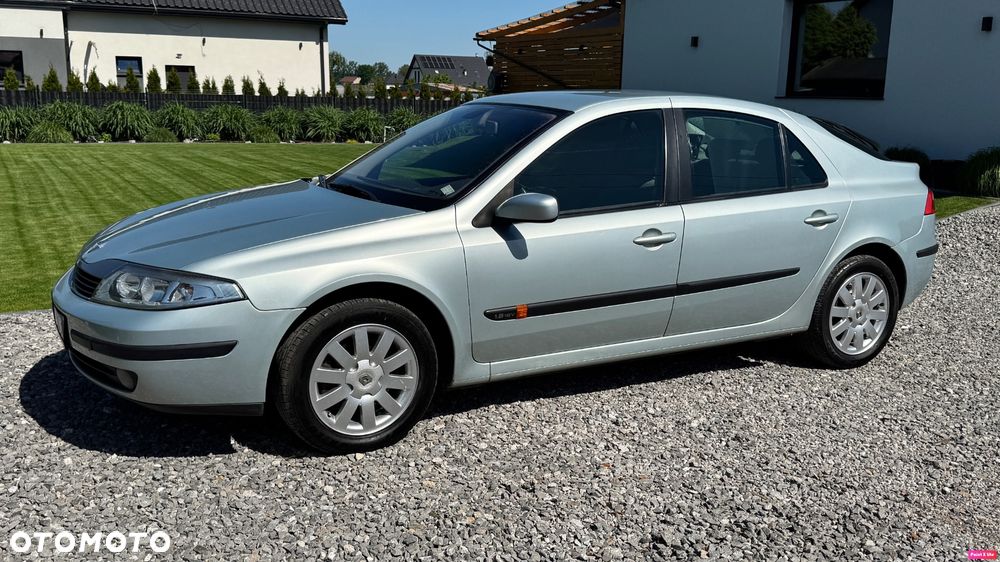 Renault Laguna 1.8 RXE - 14