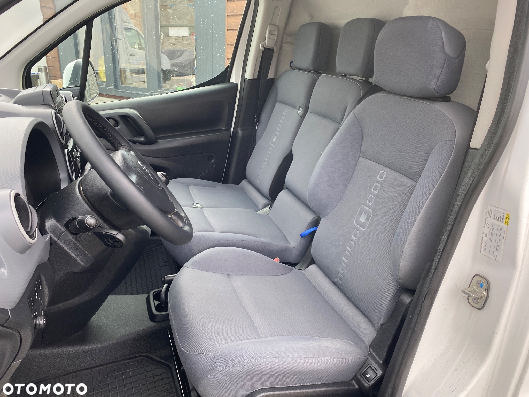 Citroën BERLINGO - 12