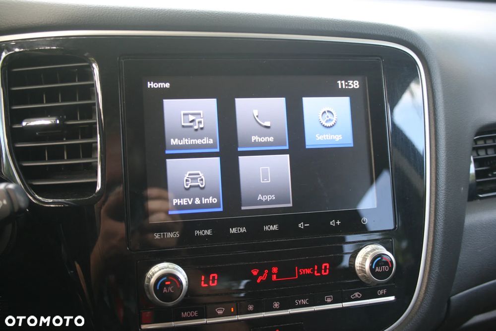 Mitsubishi Outlander Intense + - 32