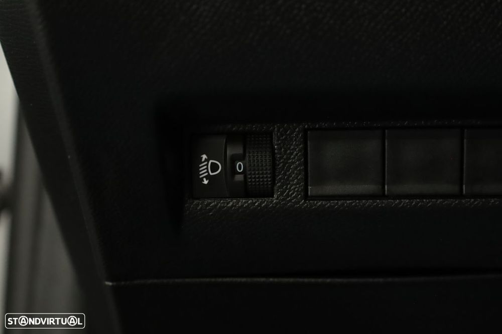 Peugeot 208 1.2 PureTech Allure - 20