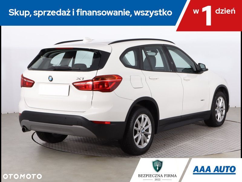 BMW X1 - 6