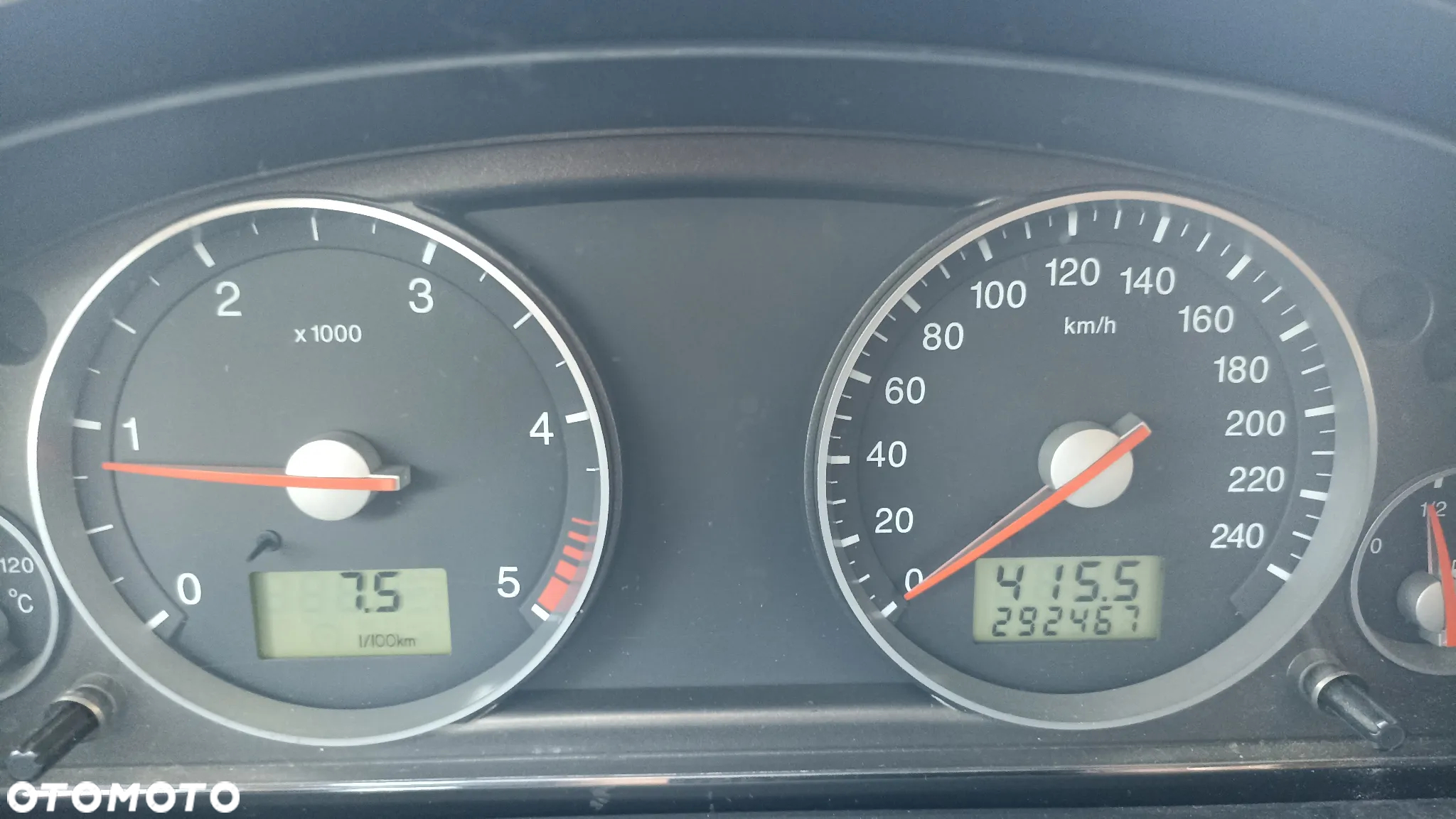 Ford Mondeo 2.0 TDCi Ghia - 25