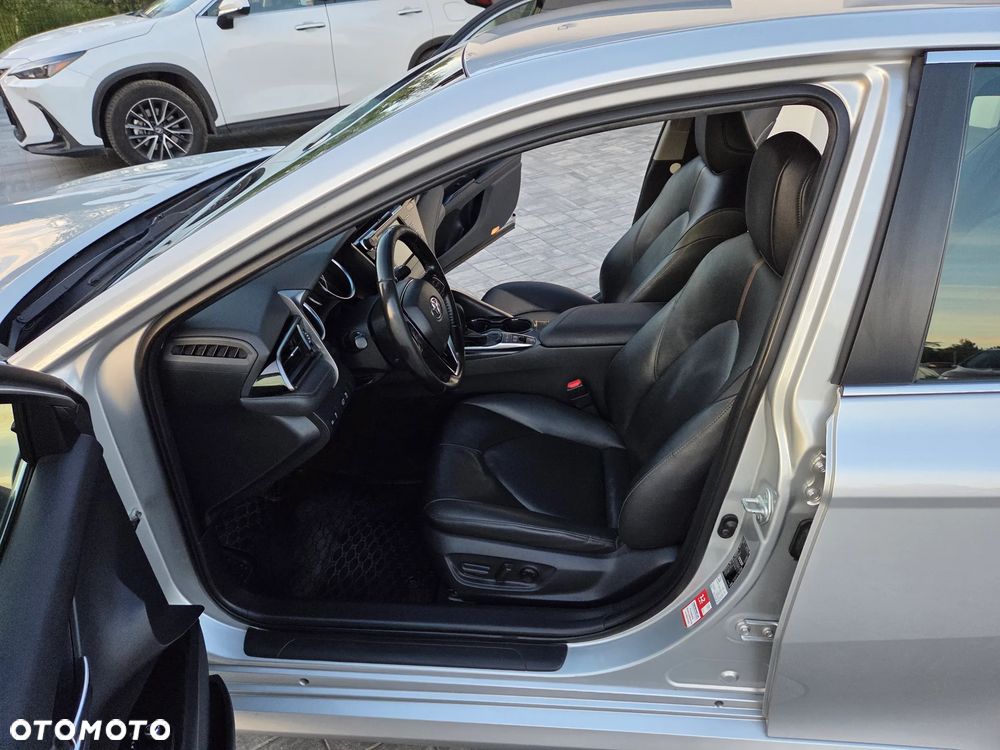 Toyota Camry 2.5 Hybrid Prestige CVT - 36
