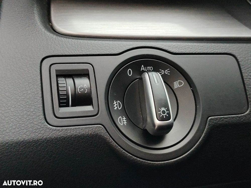 Volkswagen Passat - 28