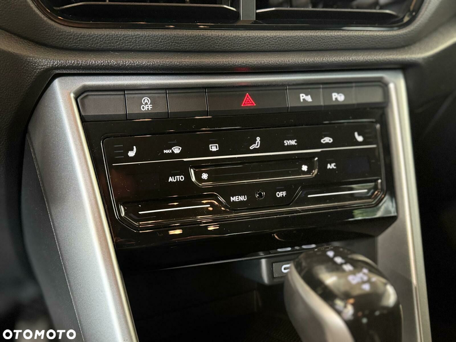 Volkswagen T-Roc 1.5 TSI Life DSG - 19