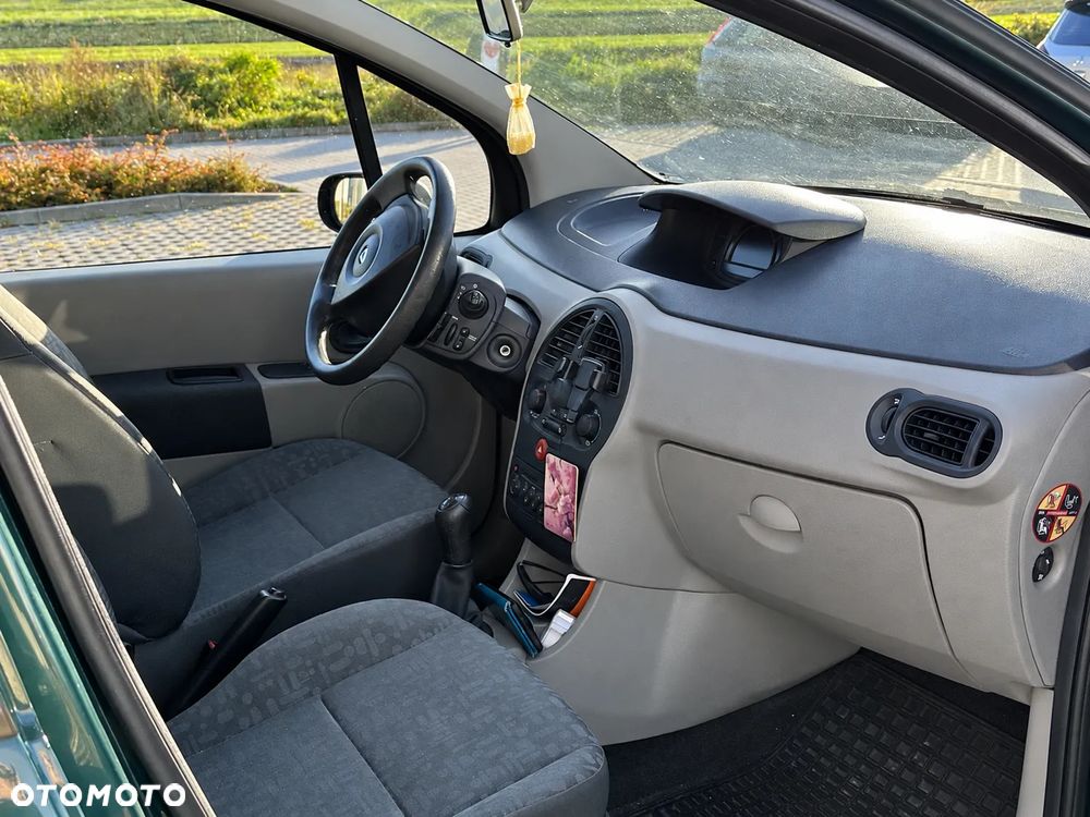 Renault Modus 1.2 Confort Privilege - 9