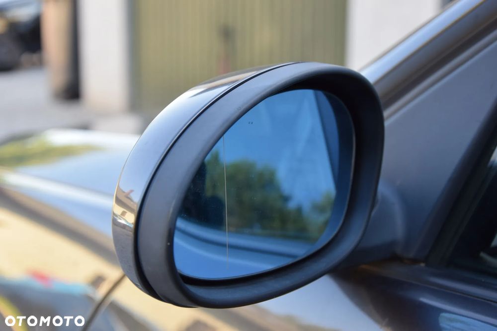 BMW Seria 3 - 16