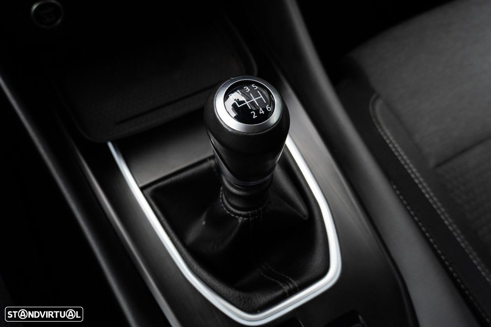 Nissan Qashqai 1.3 DIG-T N-Connecta LED - 26