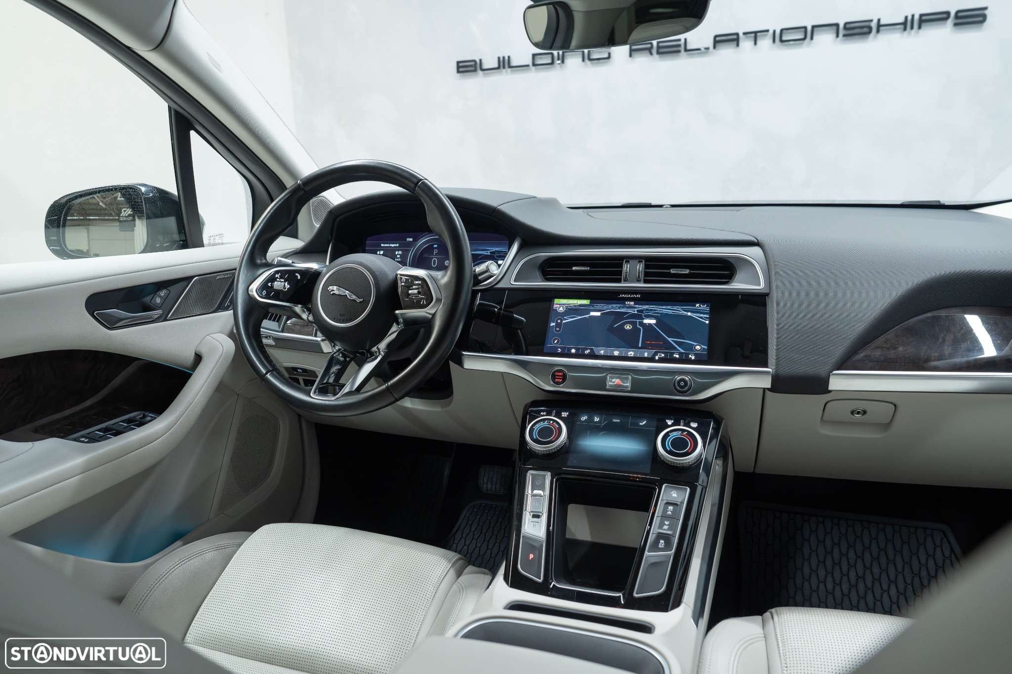 Jaguar I-Pace EV400 AWD SE - 17