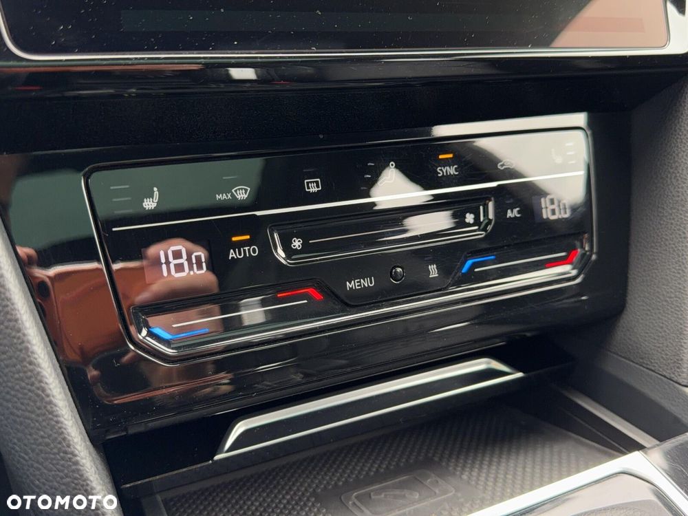 Volkswagen Arteon 2.0 TDI 4Motion R-Line DSG - 32