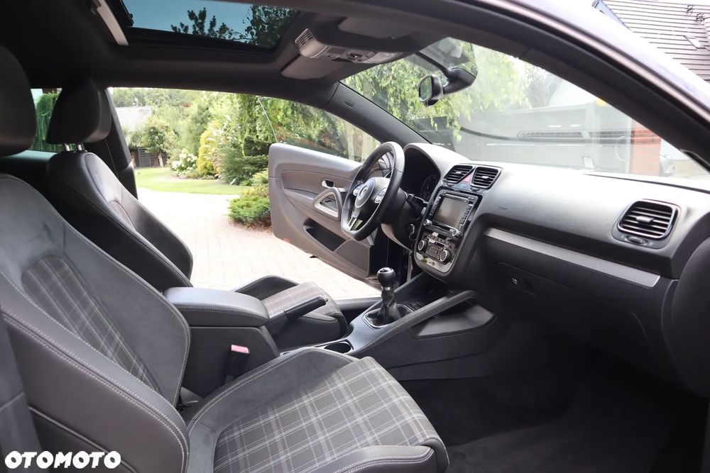 Volkswagen Scirocco 2.0 TDI Edition - 10