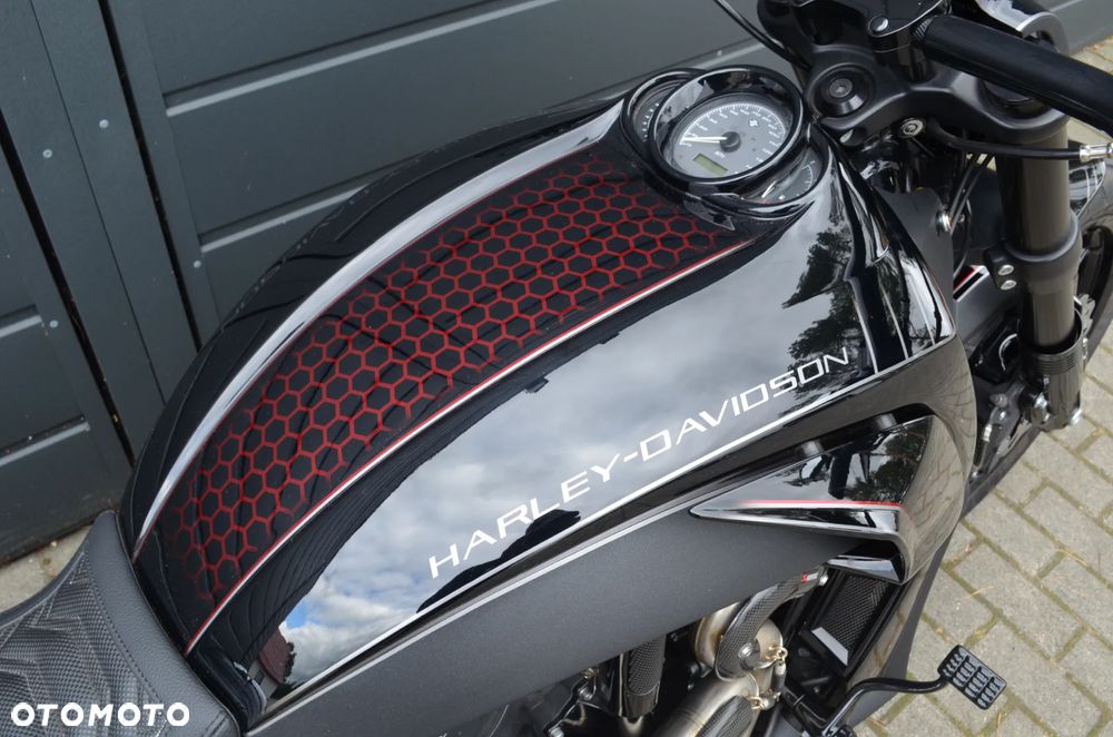 Harley-Davidson V-Rod Night Rod - 19