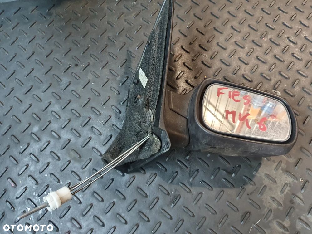 LUSTERKO PRAWE MANUALNE FORD FIESTA MK6  EUROPA - 2