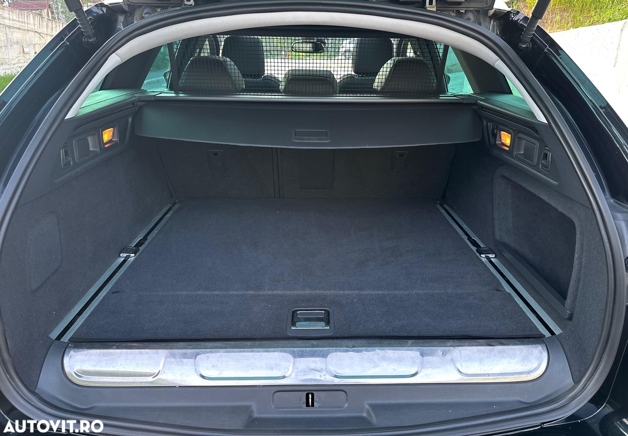 Peugeot 508 RXH Hybrid4 - 19