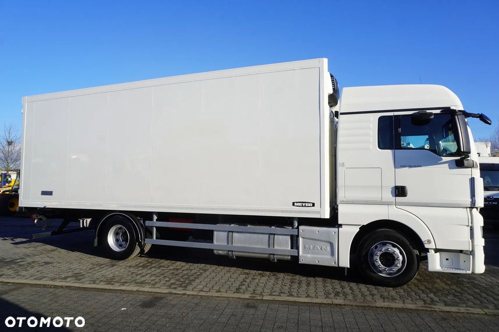 MAN TGX 18.430 E6 / Chłodnia Meyer 19 EPAL / Kab. Sypialna - 2