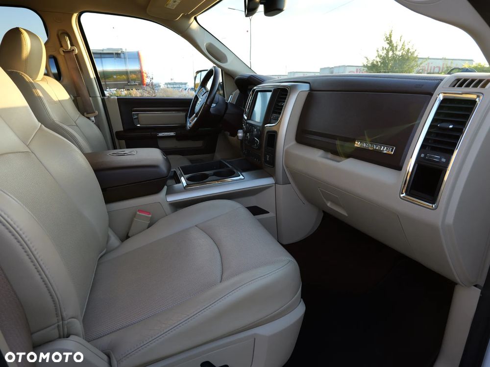 RAM 1500 - 16