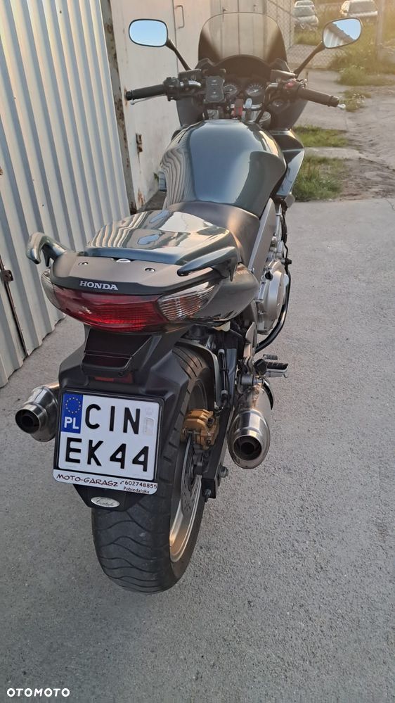 Honda CBF - 10