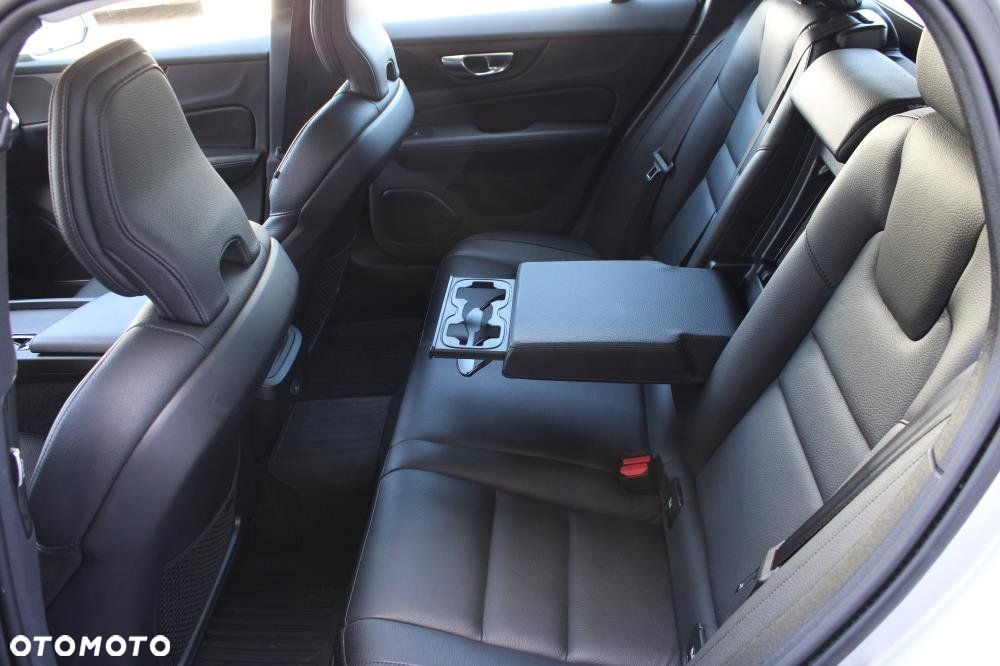 Volvo V60 - 27