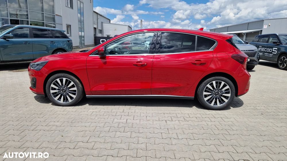 Ford Focus 1.0 EcoBoost MHEV Titanium X - 11