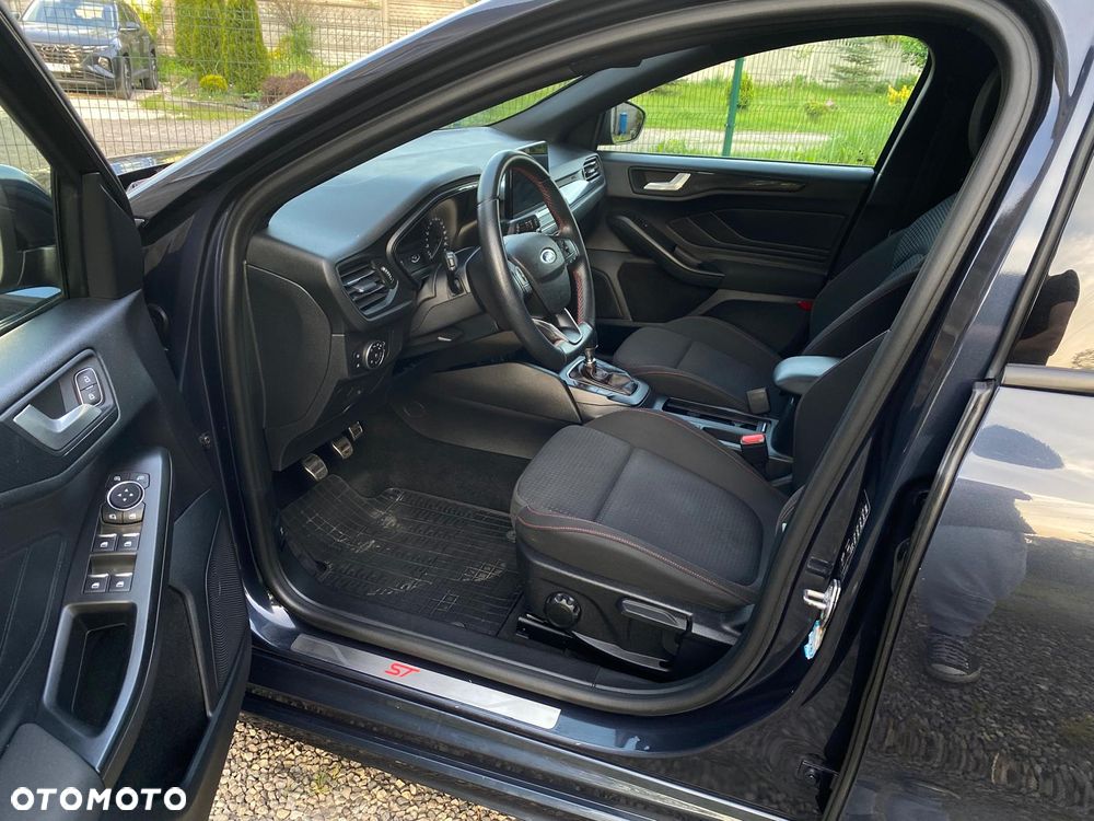 Ford Focus 1.0 EcoBoost ST-Line Business - 9
