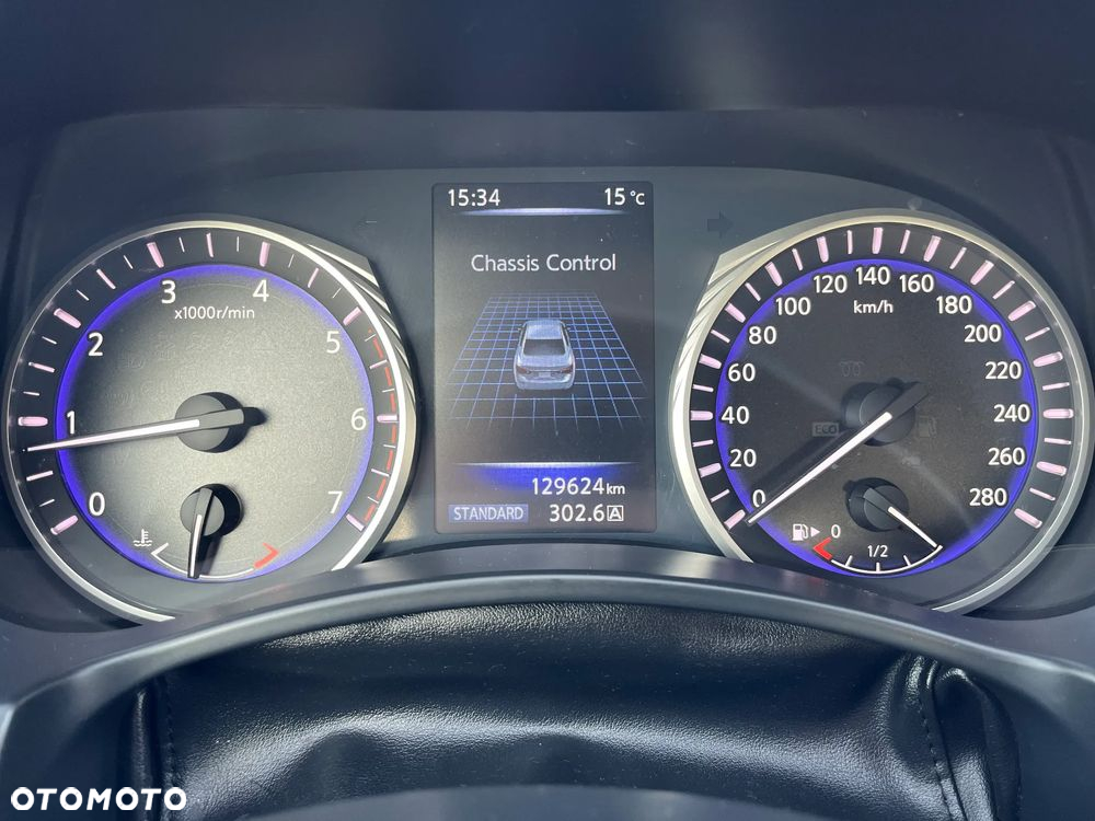 Infiniti Q50 2.2d Premium - 10