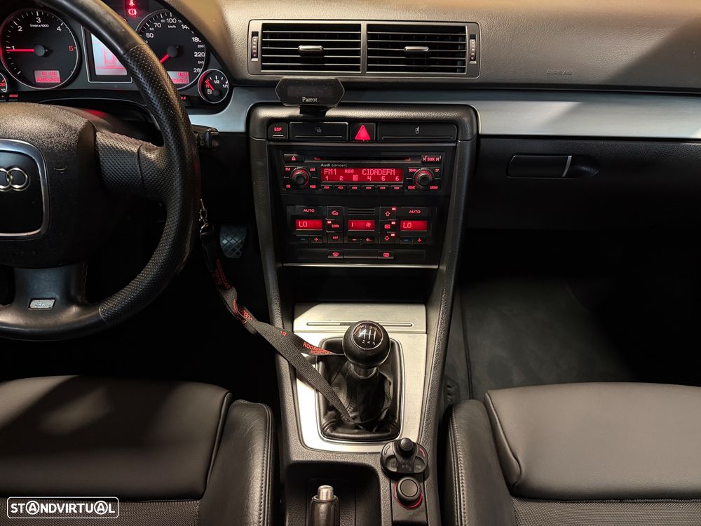 Audi A4 Avant 2.0 TDi S-line - 17