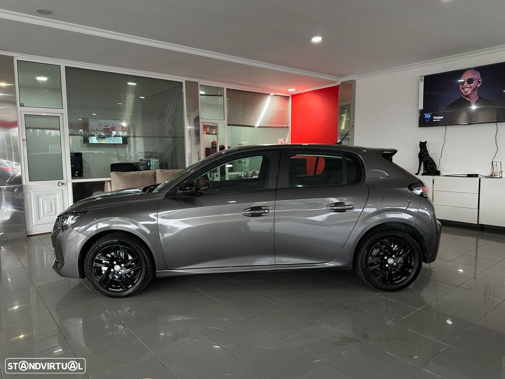 Peugeot 208 - 13