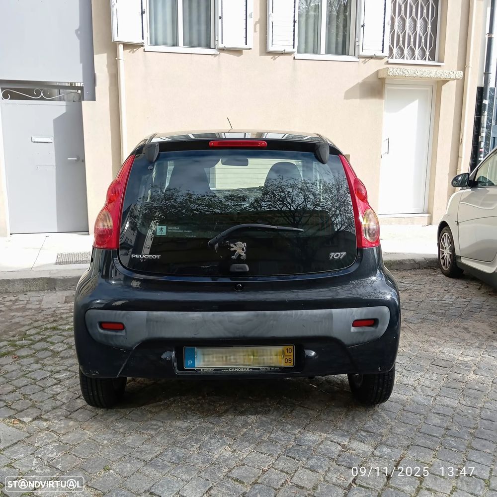 Peugeot 107 1.0 Black&Silver - 9