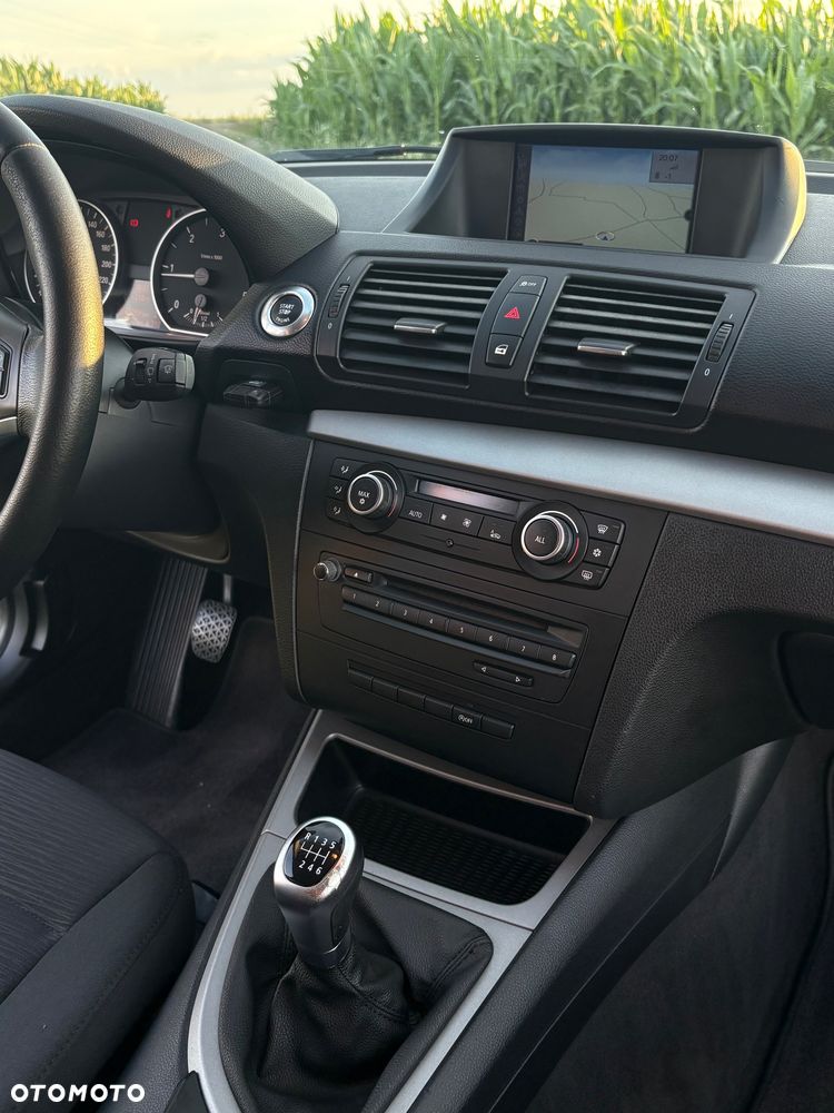 BMW Seria 1 116d - 8