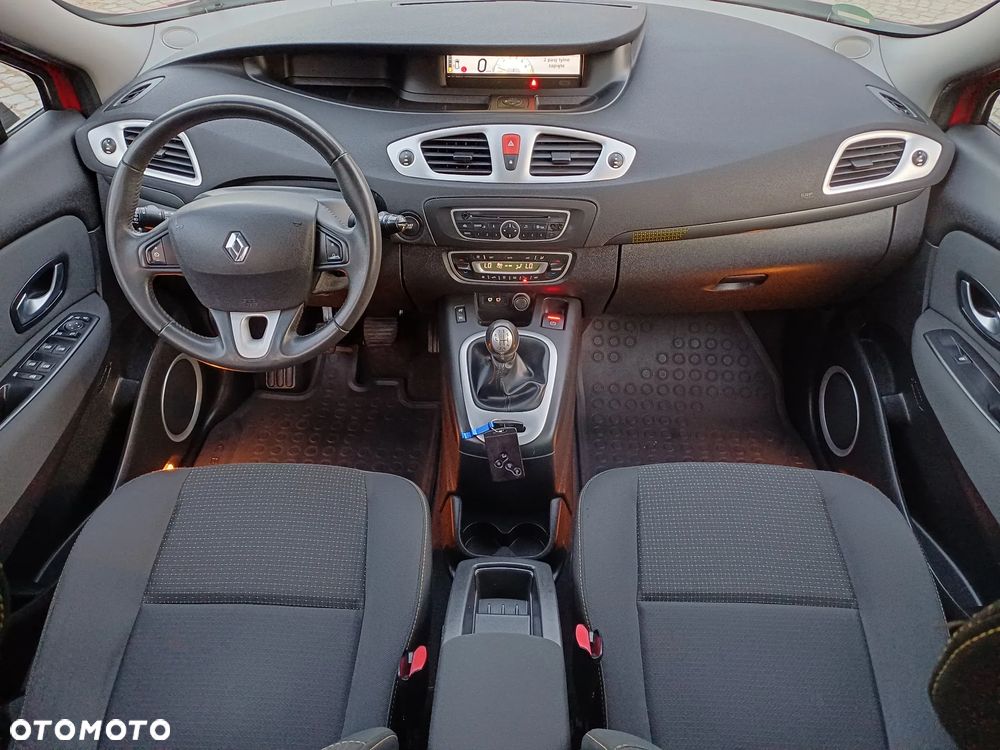 Renault Scenic 1.6 16V 110 Authentique - 6